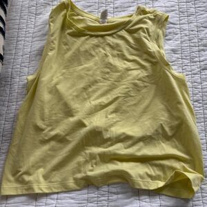 AMAZON Activewear Women's Athletic Running Yoga Medium LightYellow Tank Top